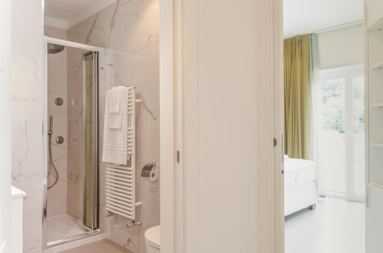 ポリニャーノ・ア・マーレApulialux Seaview Prestige Apt / Jacuzzi + Parkingアパートメント エクステリア 写真